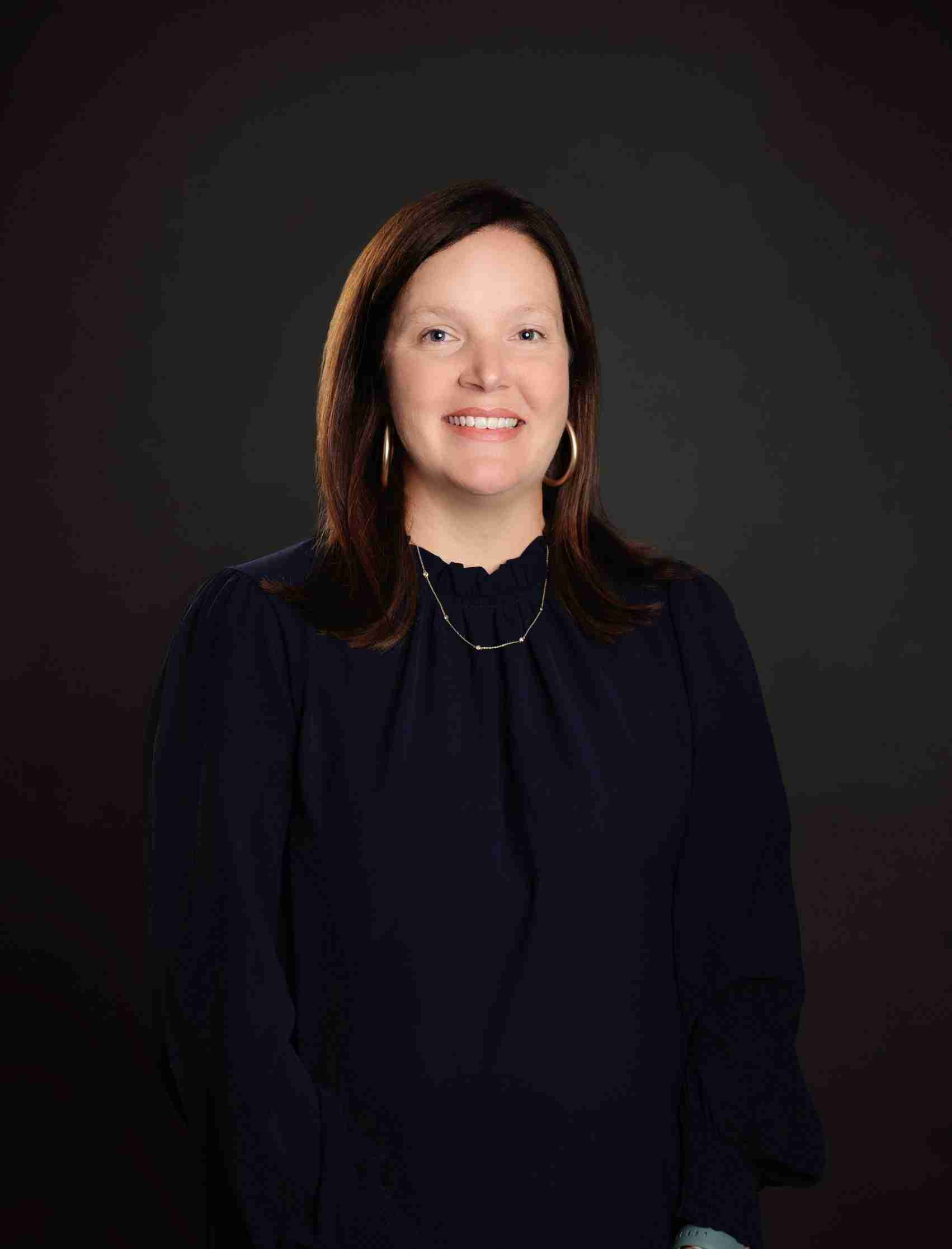 ums-headshot-selections-12-edit-final-3-srgb