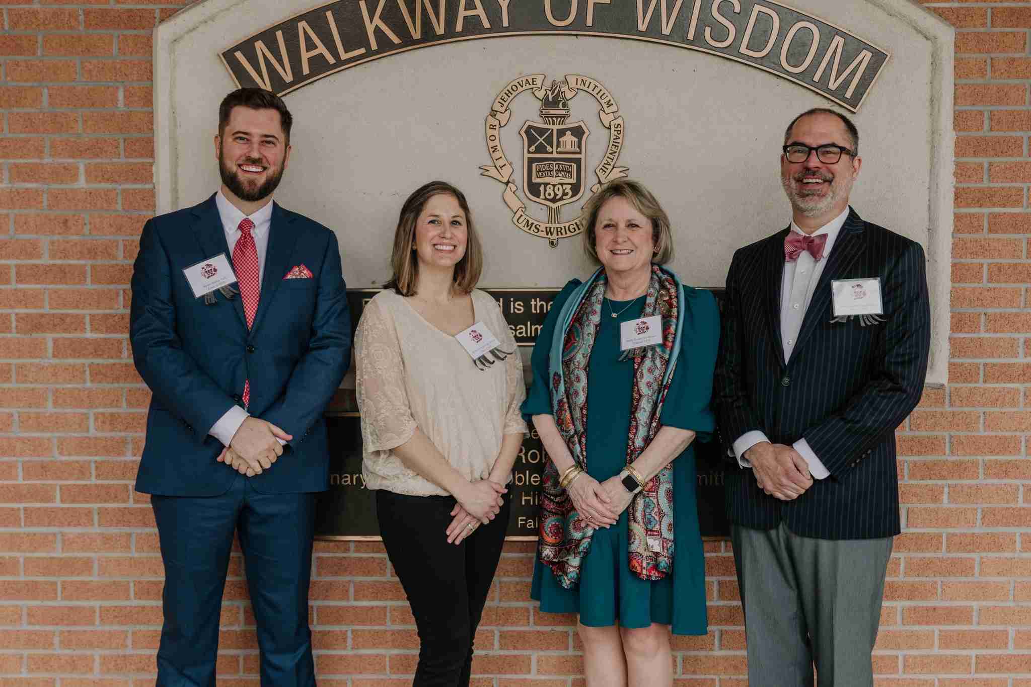 328665940_1184647779090033_2110699997403915207_n-1